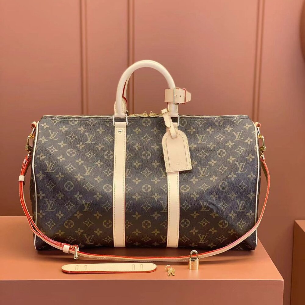 Louis Vuitton Handheld Bags, Chain Bags
